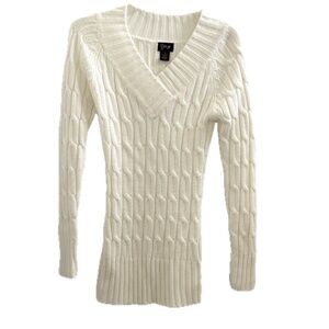 White Sweater Size: Medium